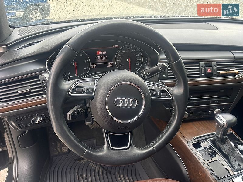 Седан Audi A6 2014 в Костополе