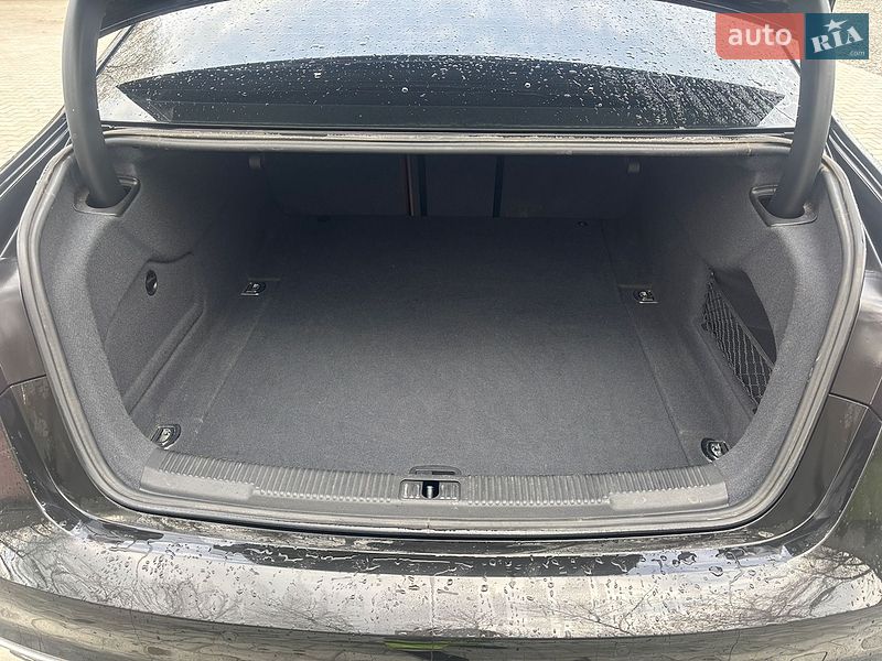 Седан Audi A6 2014 в Костополе