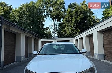 Audi A6  2012