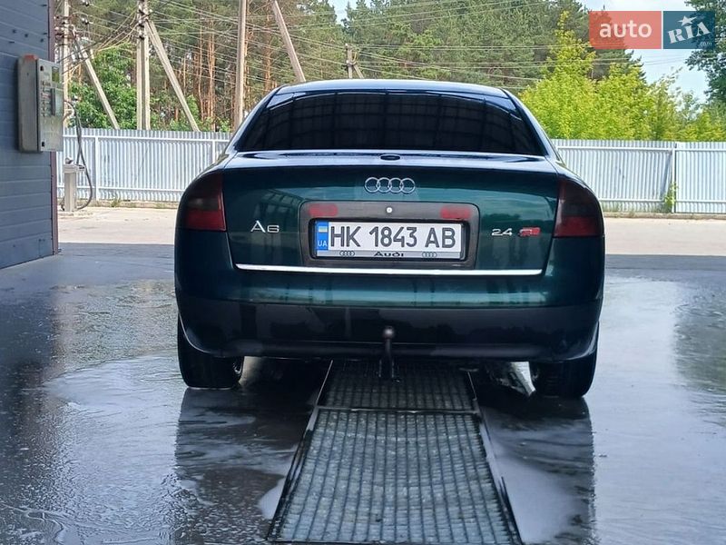 Седан Audi A6 1998 в Зарічному