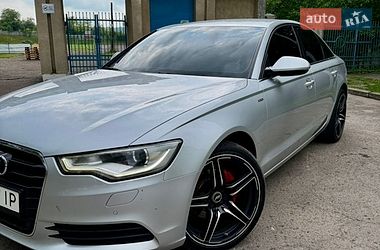 Седан Audi A6 2012 в Золочеві