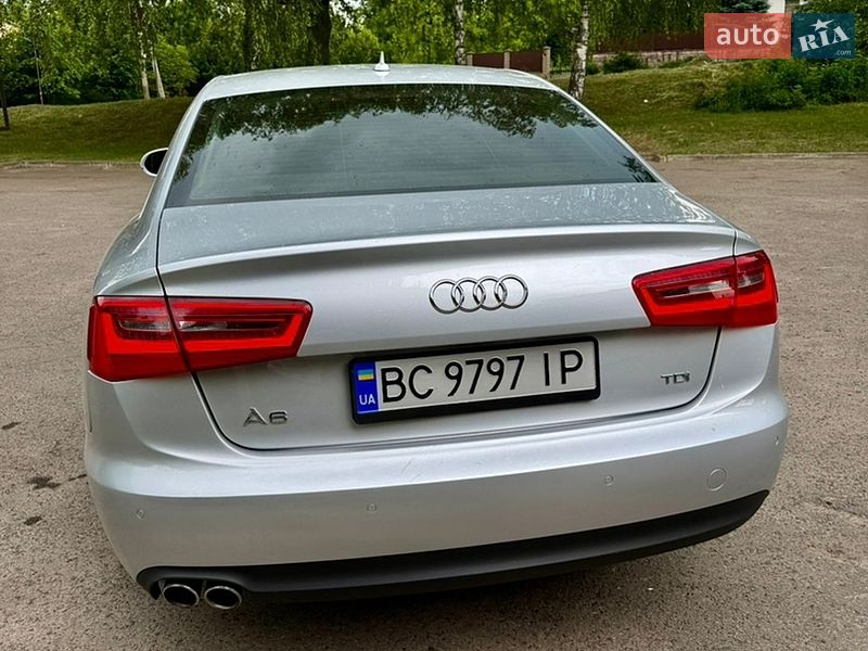 Седан Audi A6 2012 в Золочеві