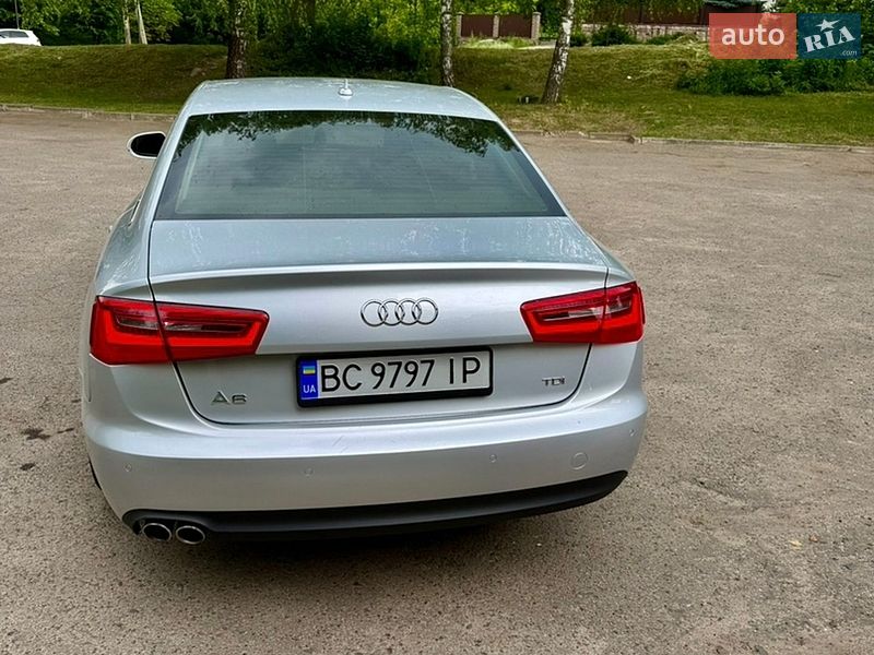 Седан Audi A6 2012 в Золочеві