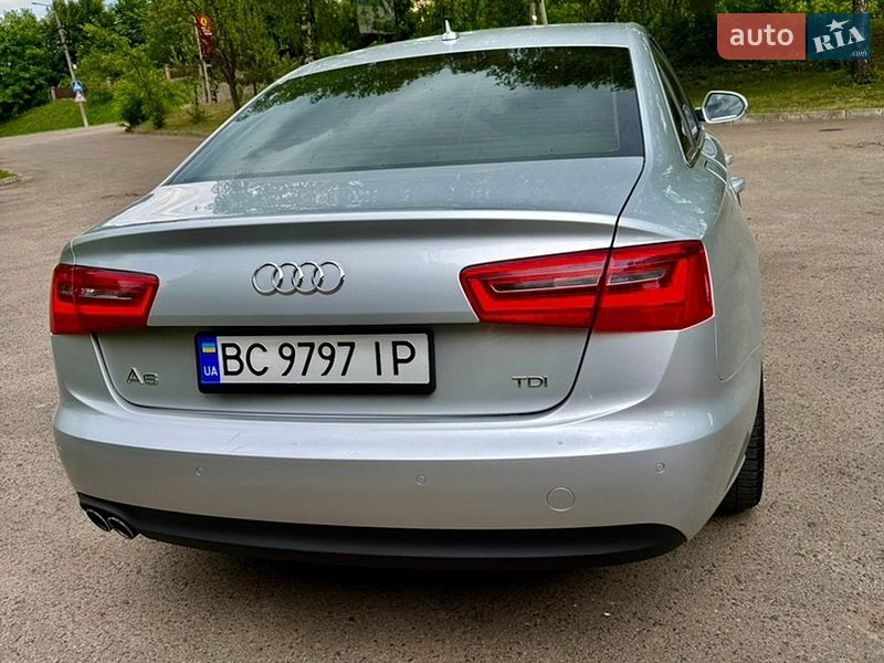 Седан Audi A6 2012 в Золочеві