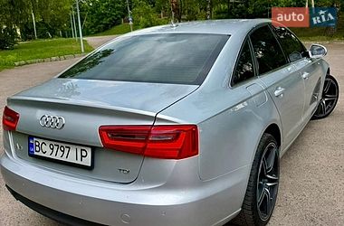 Седан Audi A6 2012 в Золочеві