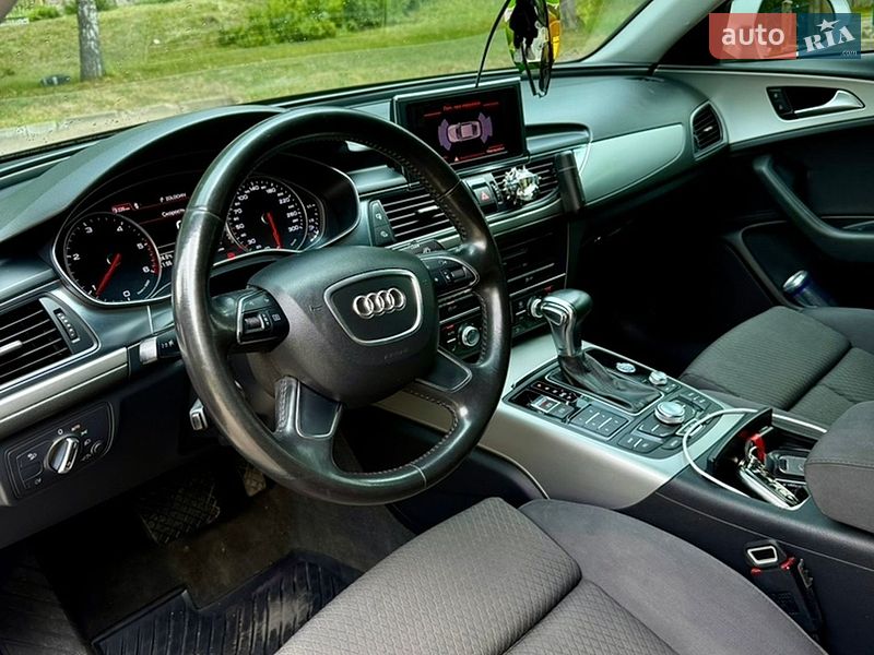 Седан Audi A6 2012 в Золочеві