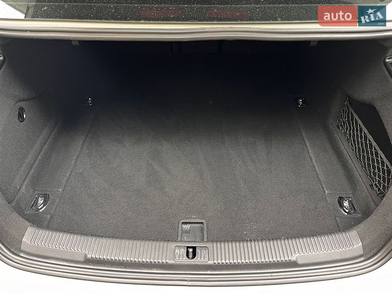Седан Audi A6 2015 в Одессе