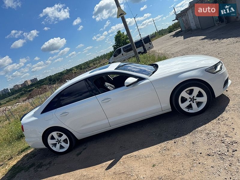 Седан Audi A6 2013 в Кривом Роге
