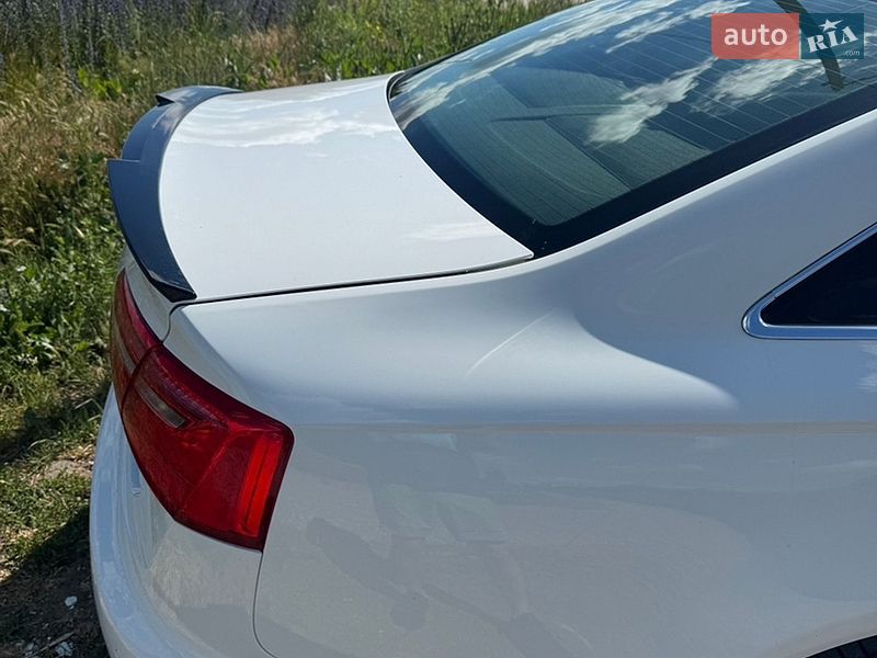 Седан Audi A6 2013 в Кривом Роге