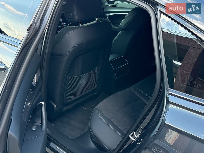 Седан Audi A6 2023 в Дніпрі