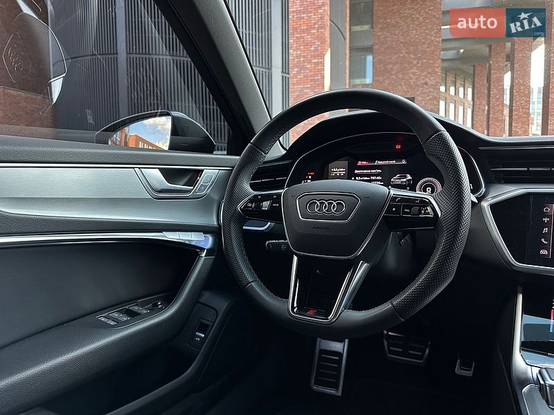 Седан Audi A6 2023 в Дніпрі
