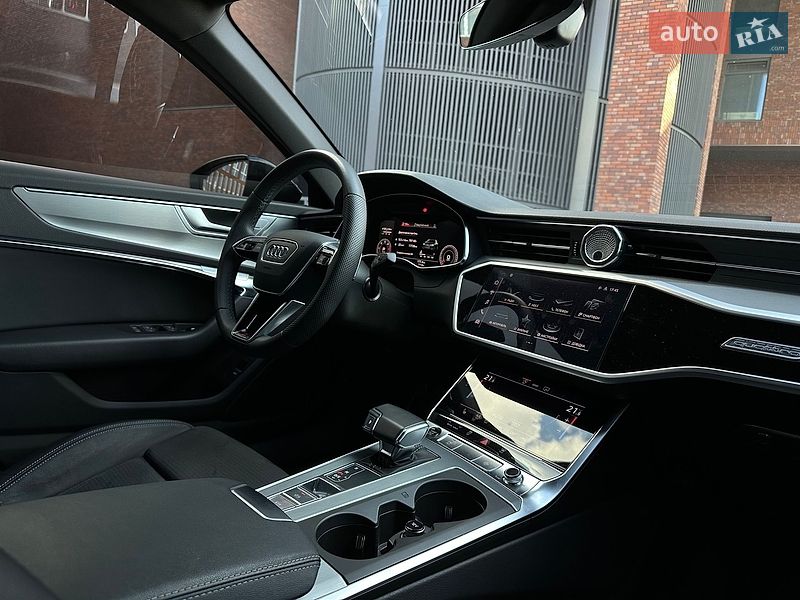 Седан Audi A6 2023 в Дніпрі
