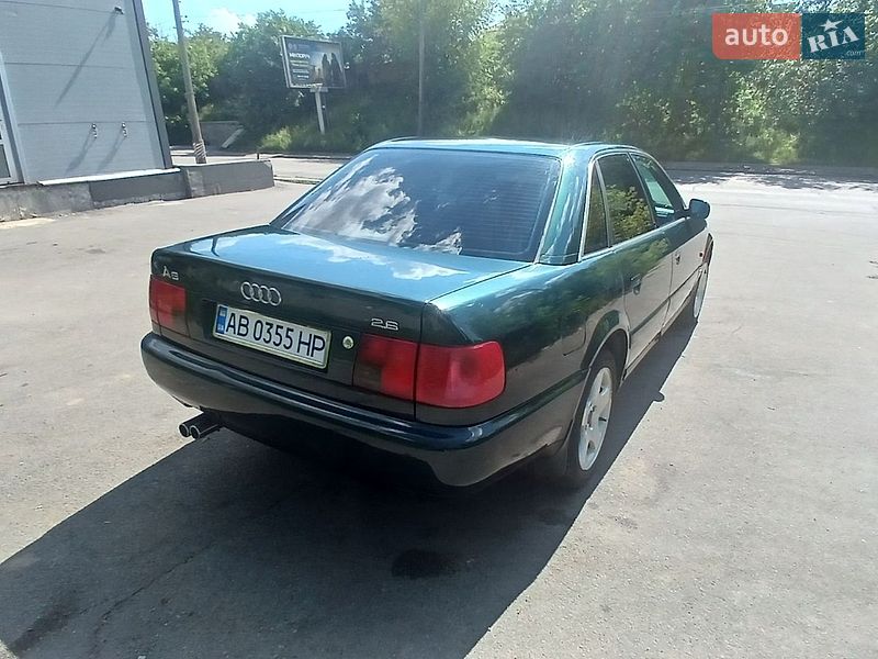 Седан Audi A6 1996 в Виннице