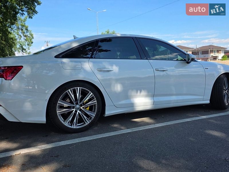 Седан Audi A6 2018 в Киеве