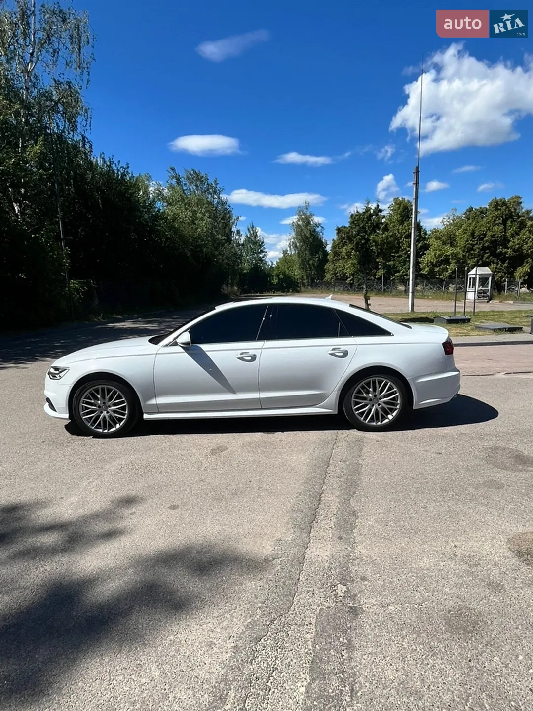 Audi A6 2018 VIN WAUZZZ4G2JN092464 фото оголошення 2 з 5