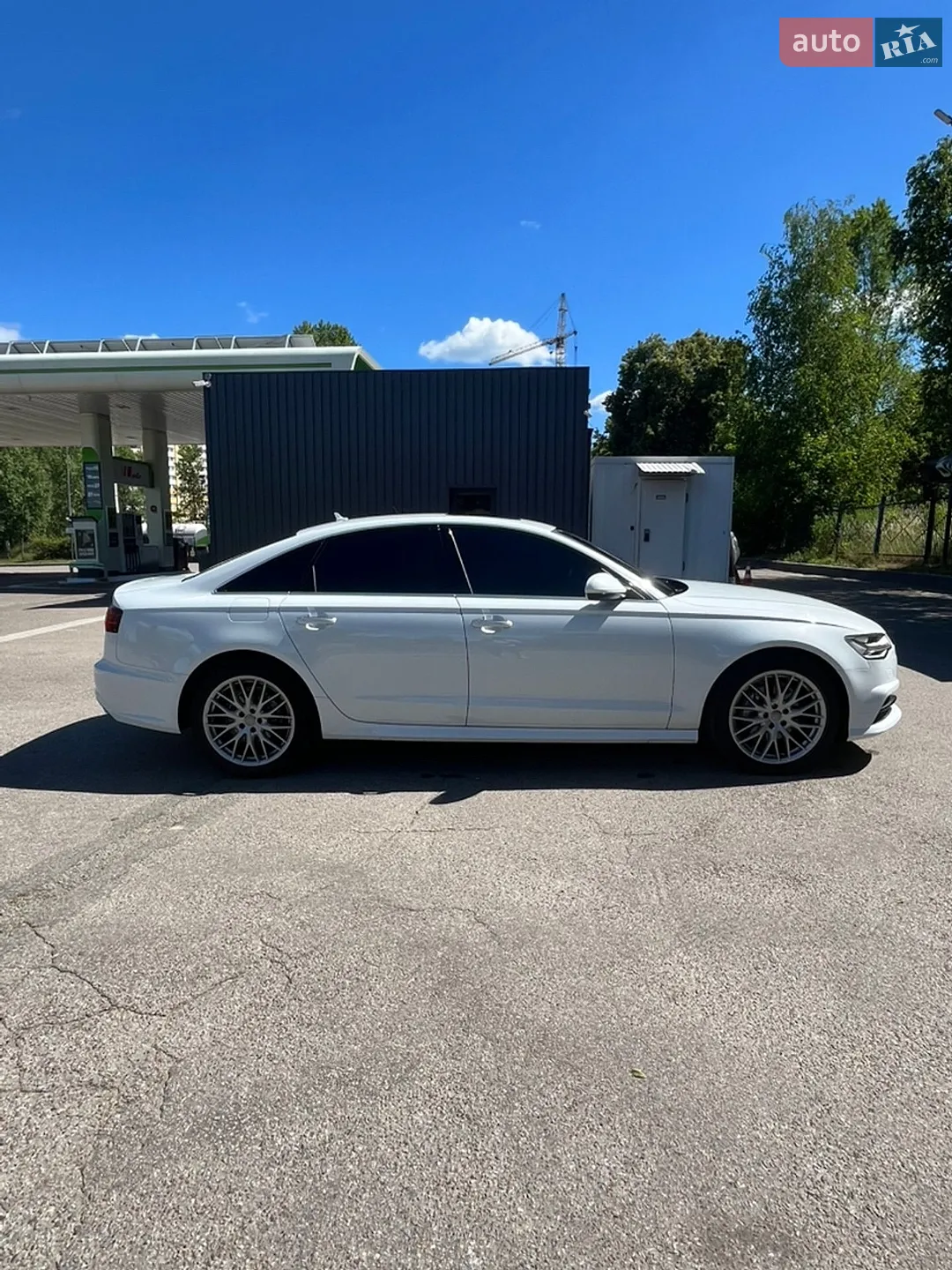 Audi A6 2018 VIN WAUZZZ4G2JN092464 фото оголошення 3 з 5