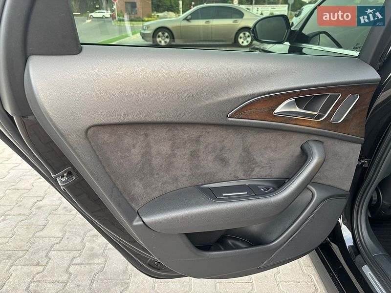 Седан Audi A6 2015 в Киеве
