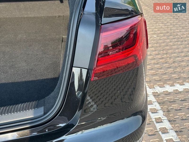 Седан Audi A6 2015 в Киеве