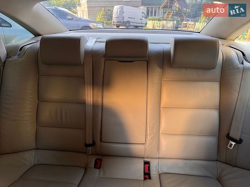 Седан Audi A6 2011 в Ровно
