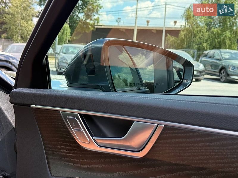 Седан Audi A6 2019 в Ровно