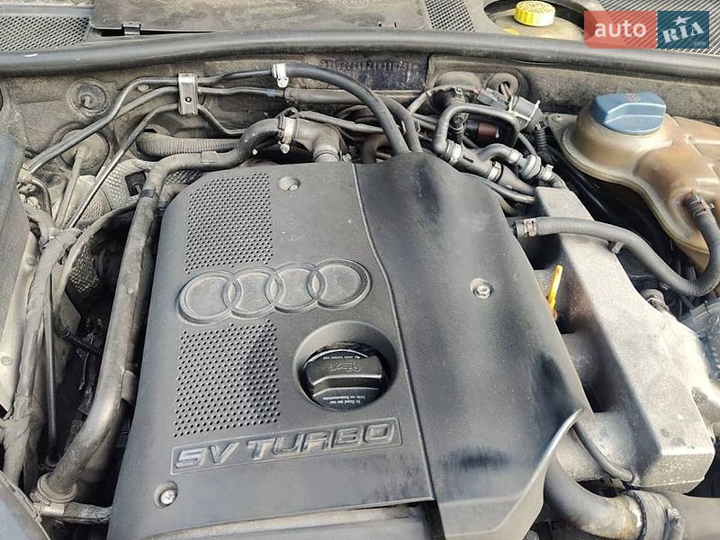 Универсал Audi A6 2001 в Киеве
