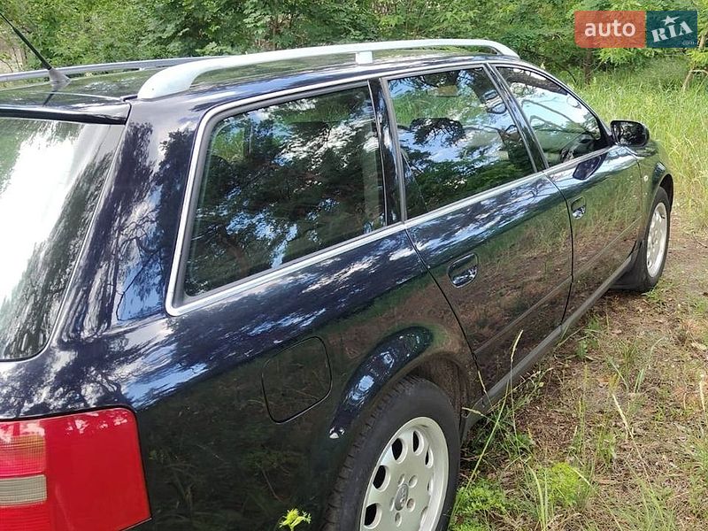 Универсал Audi A6 2001 в Киеве