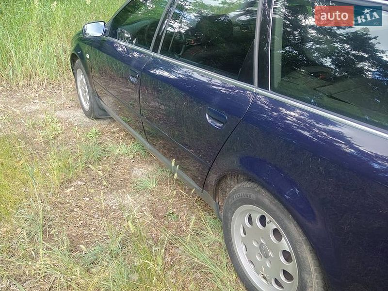 Универсал Audi A6 2001 в Киеве