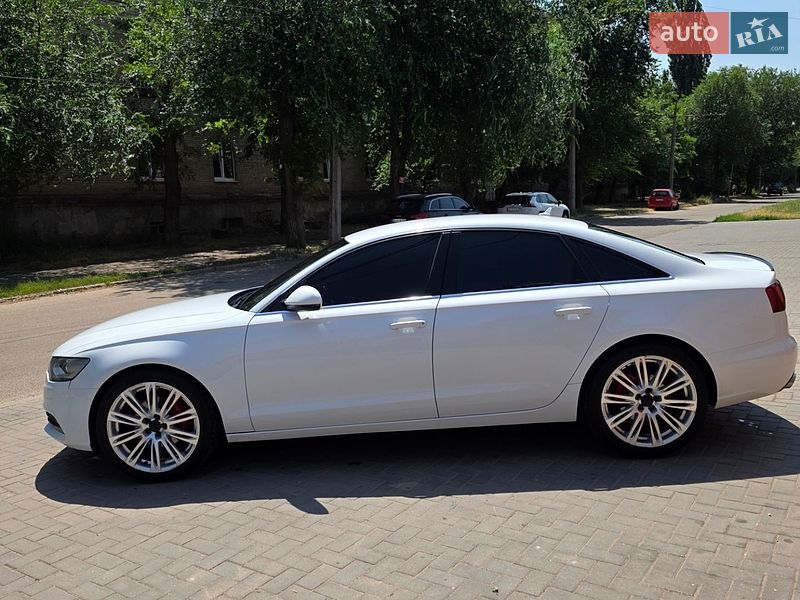Седан Audi A6 2012 в Кривом Роге
