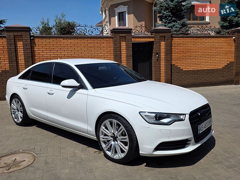 Седан Audi A6 2012 в Кривом Роге