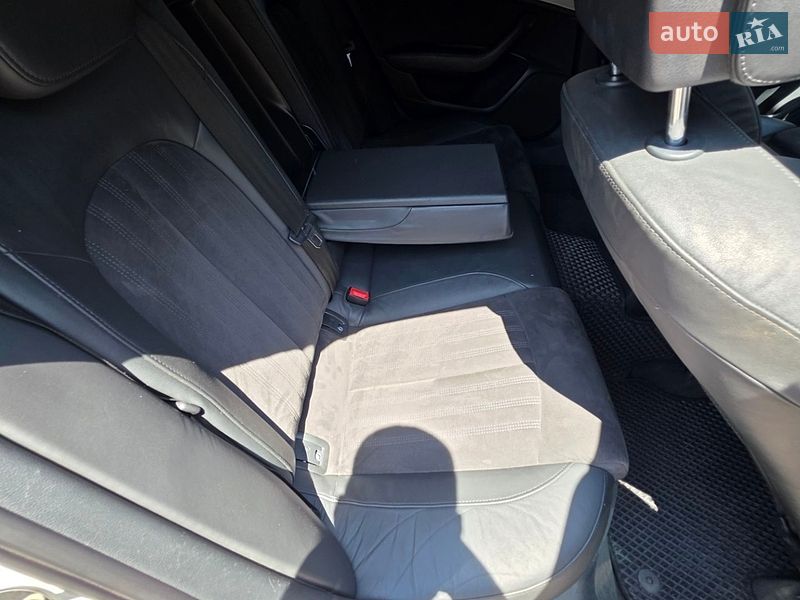 Седан Audi A6 2012 в Кривом Роге