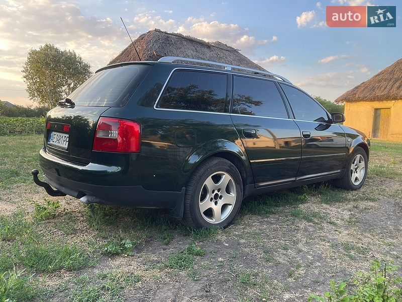 Универсал Audi A6 2001 в Царичанке