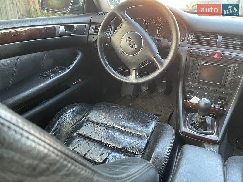 Универсал Audi A6 2001 в Царичанке