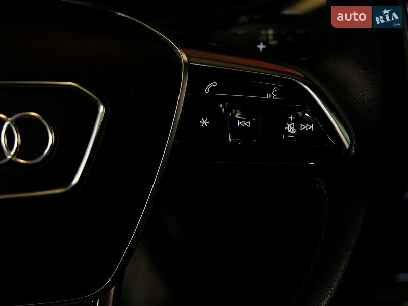 Седан Audi A6 2021 в Одессе