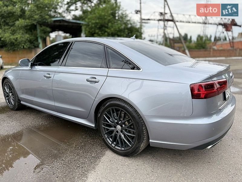 Седан Audi A6 2015 в Дніпрі