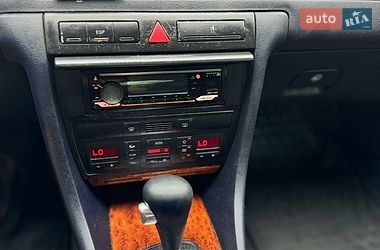 Седан Audi A6 2002 в Запорожье