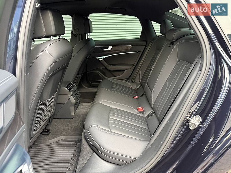 Седан Audi A6 2021 в Ровно