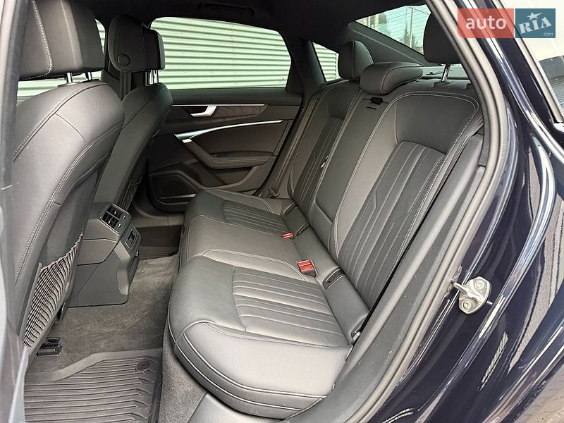 Седан Audi A6 2021 в Ровно