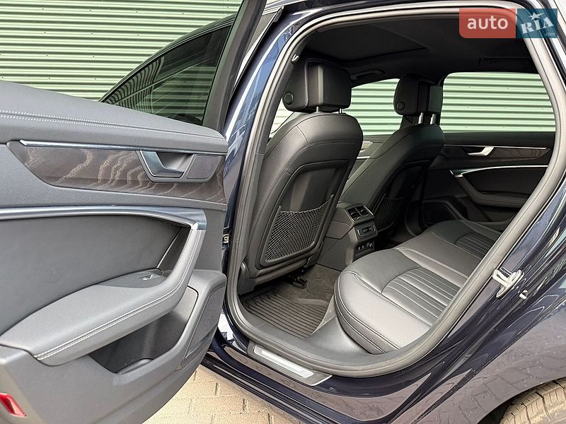 Седан Audi A6 2021 в Ровно