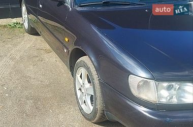 Универсал Audi A6 1996 в Казатине