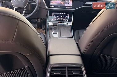 Седан Audi A6 2020 в Києві