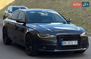 Седан Audi A6 2011 в Ровно