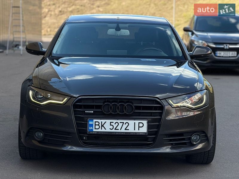 Седан Audi A6 2011 в Ровно