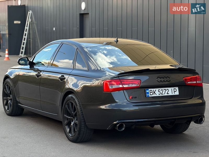 Седан Audi A6 2011 в Ровно
