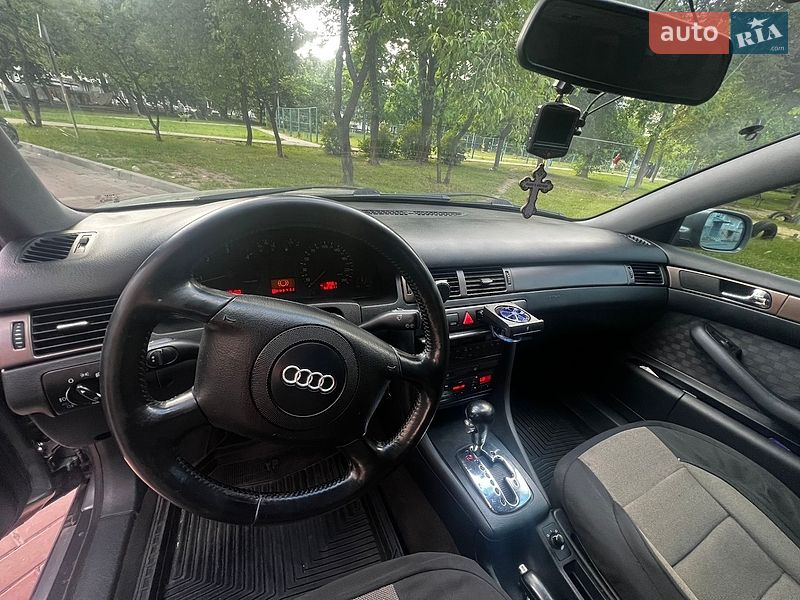 Универсал Audi A6 2001 в Луцке