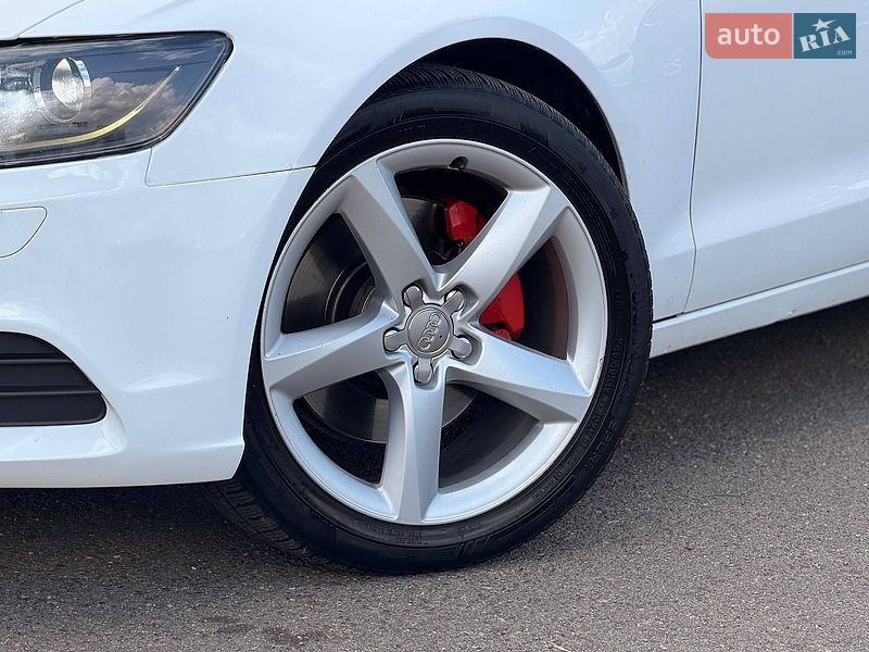 Седан Audi A6 2011 в Кривому Розі