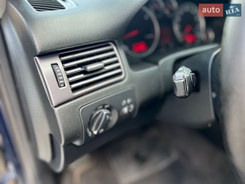 Универсал Audi A6 2003 в Ровно фото 16 Универсал Audi A6 2003 в Ровно