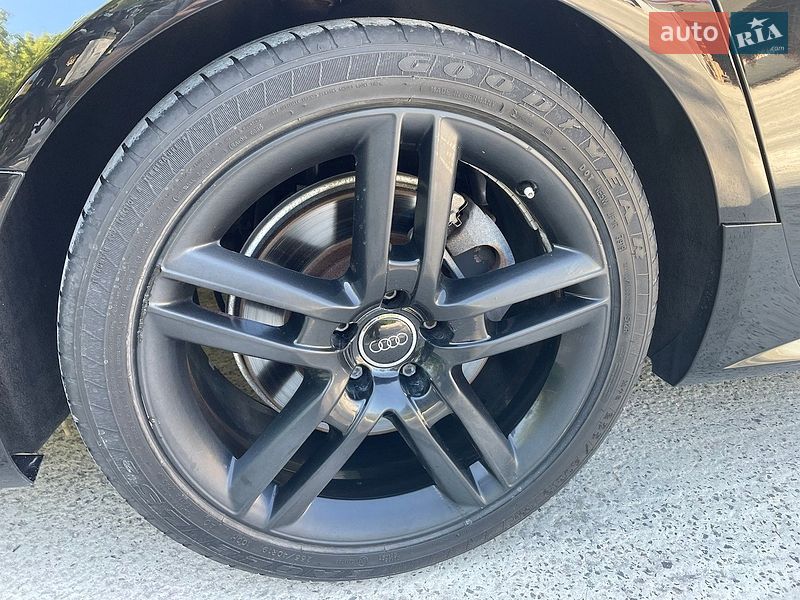 Седан Audi A6 2016 в Буську