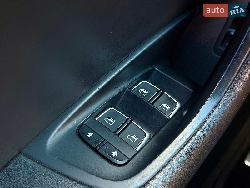 Седан Audi A6 2013 в Харькове