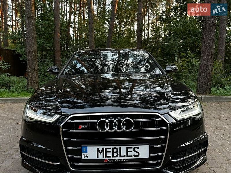 Седан Audi A6 2015 в Новояворовске