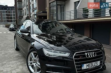 Седан Audi A6 2015 в Новояворовске